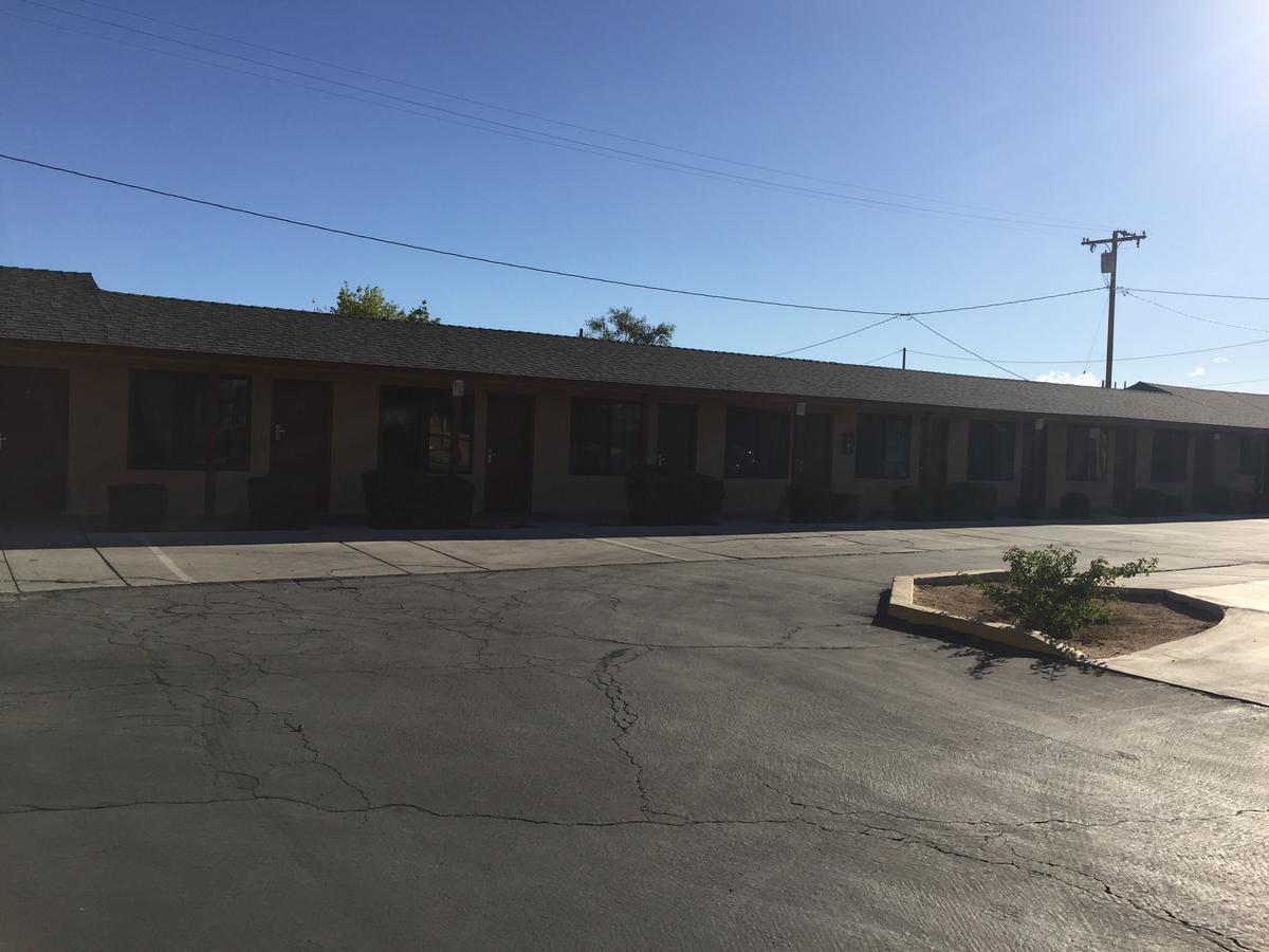 Black Horse Motel Apple Valley Exterior photo