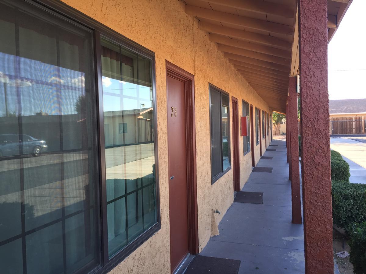 Black Horse Motel Apple Valley Exterior photo